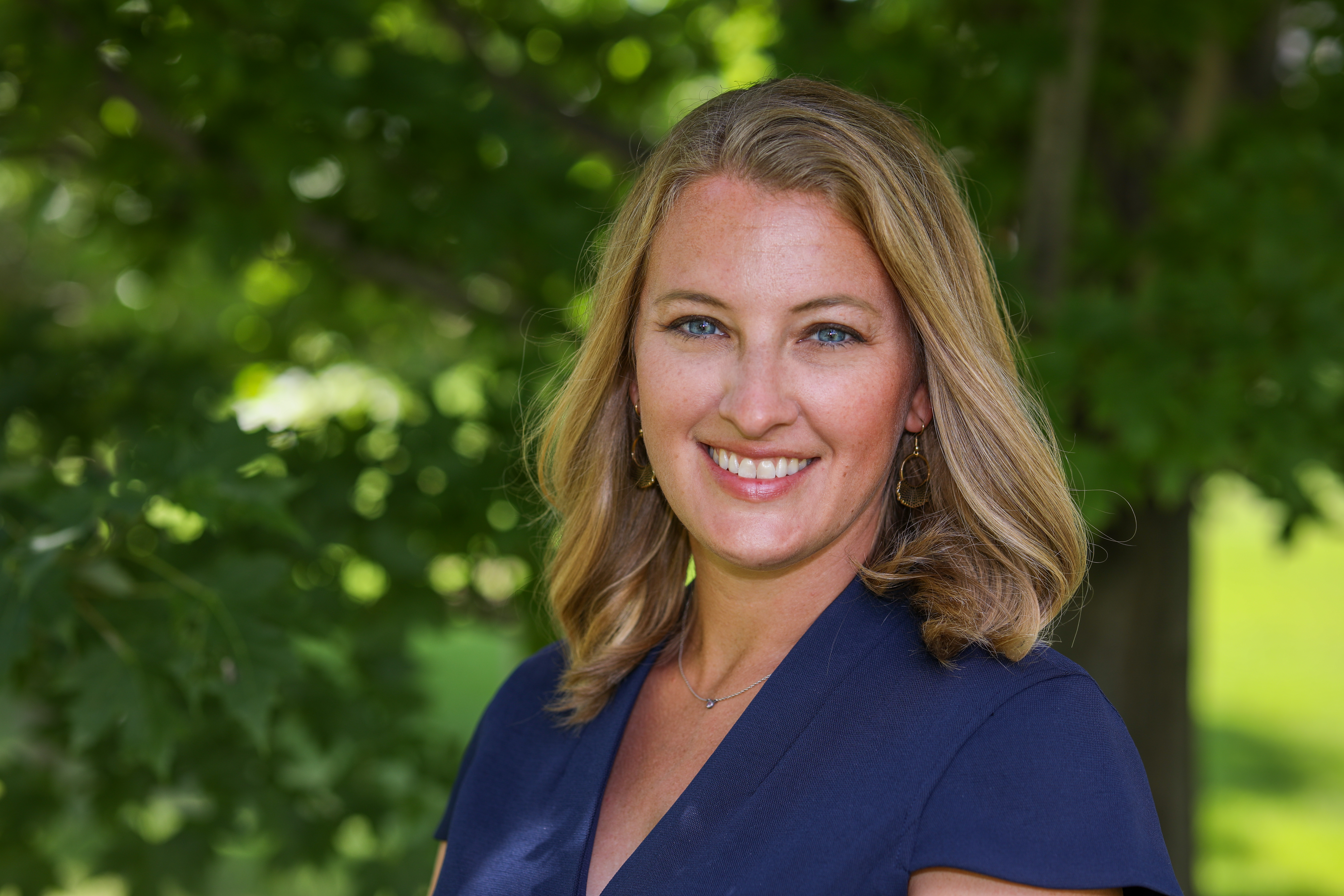 24bab0b0-ec14-4c56-a6b7-c4686b8c4cf1-submit_your_speaker_headshot-Cassandra-Garber-headshot