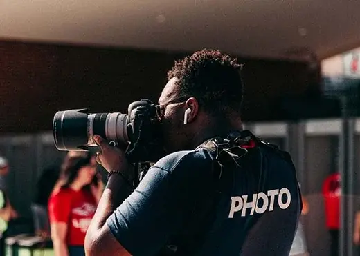 NestX AI Headshot Lounge