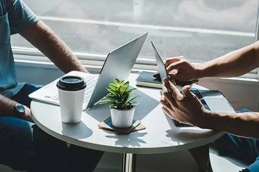 Connect Lounge